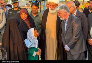بازدید وزیر فرهنگ و ارشاد اسلامی از مدرسه شجره طیبه میناب +عکس