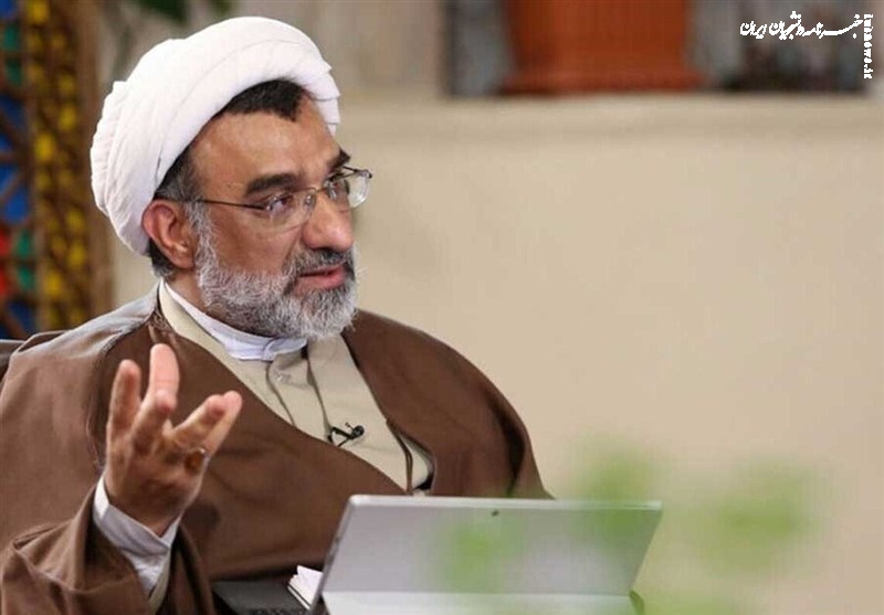 خسروپناه: دانشگاه و مدرسه خط مقدم دفاع از کیان هویتی کشور است
