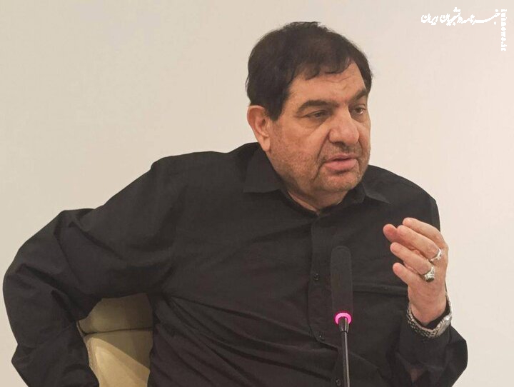 مخبر: شهید سلیمانی منشأ خدمات بسیار بزرگی در کشور بود