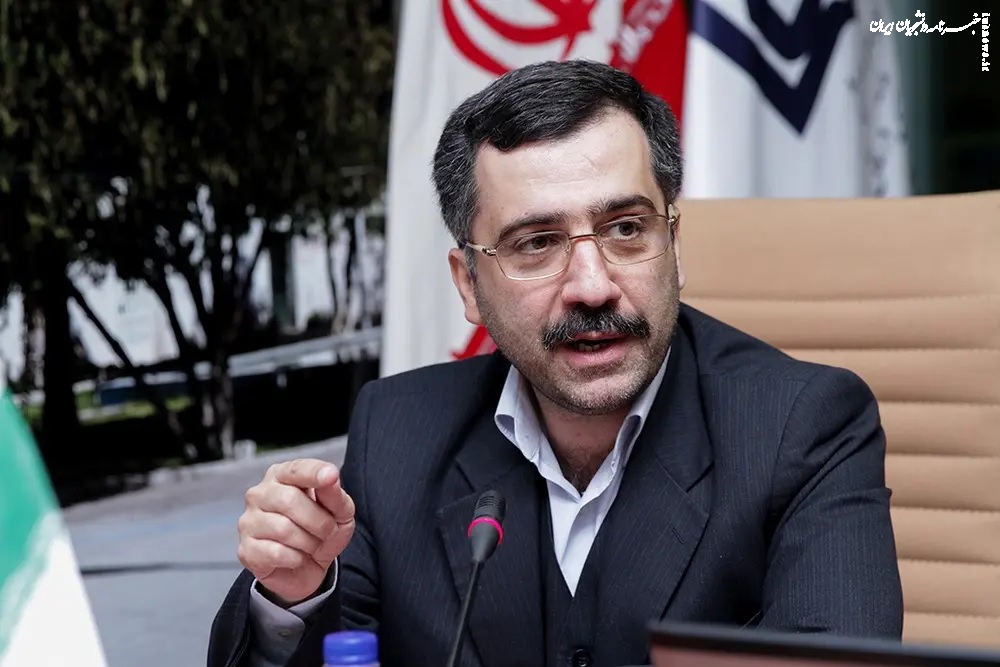 «عریضه برای خدا» یا ناتوانی در عمل؟ / معاون وزیر بهداشت دست به دامان تقدیر شد، وزارت علوم اینترنت بین‌الملل گرفت