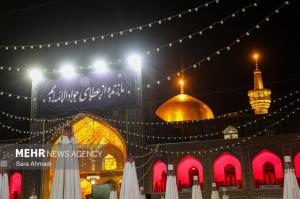 شب شهادت امام جواد(ع) در جوار بارگاه مطهر حضرت رضا(ع) +عکس