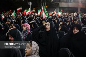 مراسم مناجات و توسل به امام زمان(عج) در رواق کشوردوست +عکس