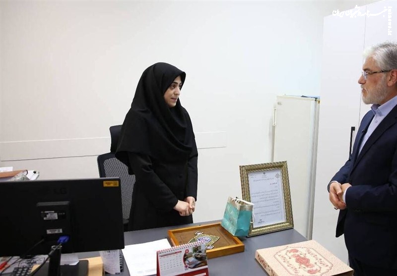 دیدار وزیر علوم با بازمانده شهدای جنگ رمضان دانشگاه شهیدبهشتی