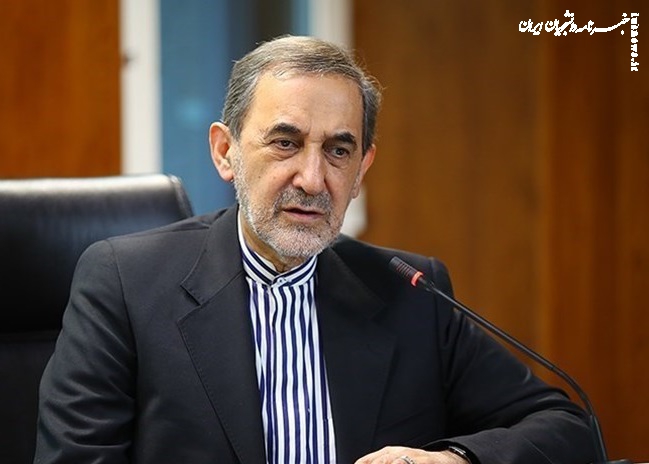 ولایتی: ساعت صفر فرارسیده و پرتابگرها آماده می‌شوند