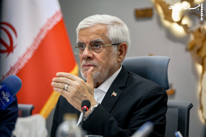 عارف: دستاوردهای جنگ تحمیلی سوم مدیون افسران جبهه علم و فناوری است