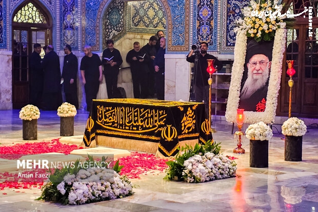 اثر محمد روح‌الامین بر «روی‌پوش» جایگاه ابدی رهبر شهید جلوه‌گر شد