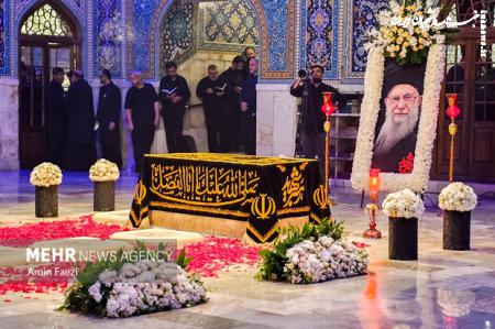 اثر محمد روح‌الامین بر «روی‌پوش» جایگاه ابدی رهبر شهید جلوه‌گر شد