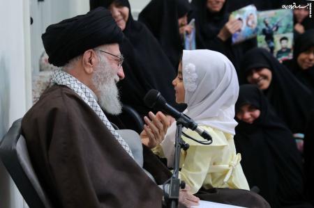 اخلاق، خانواده و سبک زندگی دینی؛ سه‌گانه تمدن‌ساز در اندیشه رهبر شهید