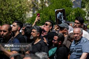 تشییع پیکر زنده‌یاد «اکبر عبدی»