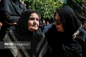 تشییع پیکر زنده‌یاد «اکبر عبدی»