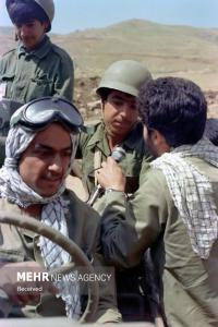 عکاسان و خبرنگاران در دفاع مقدس +عکس