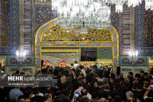 شب رحلت پیامبر(ص) و شهادت امام حسن(ع) در حرم رضوی +عکس