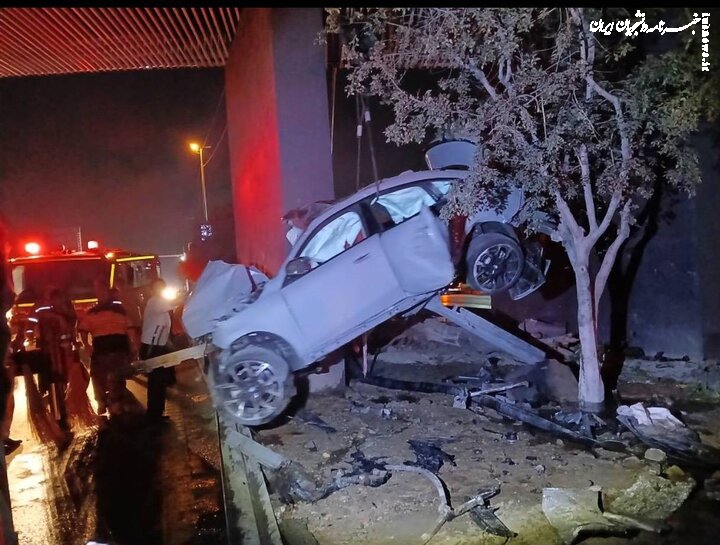 حادثه برای BMW در بزرگراه همت؛ سه نفر جان باختند