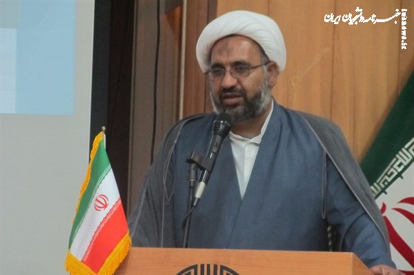 امام جمعه ایرانشهر: هزینه تسلیم بیشتر از مقاومت است