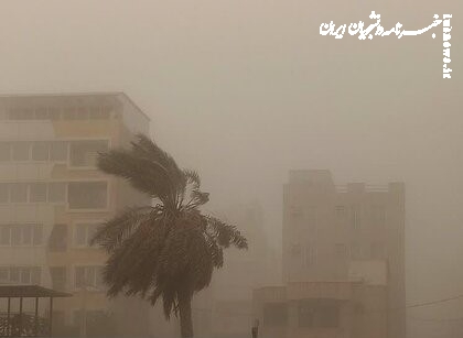 تندباد و گردوخاک در راه تهران