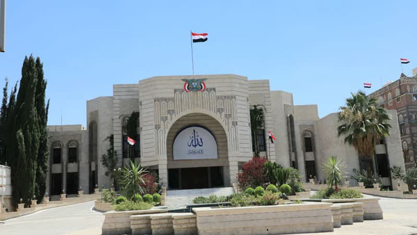 یمن: عربستان در پرونده ورود داروها کارشکنی می‌کند