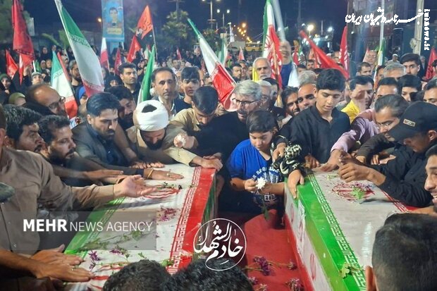 وداع باشکوه مردم زاهدان با شهدای عملیات ضد تروریستی سراوان