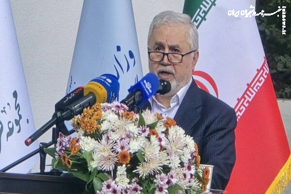 دارابی: زبان فارسی و باور دینی، ستون‌های هویت تاریخی ایران هستند