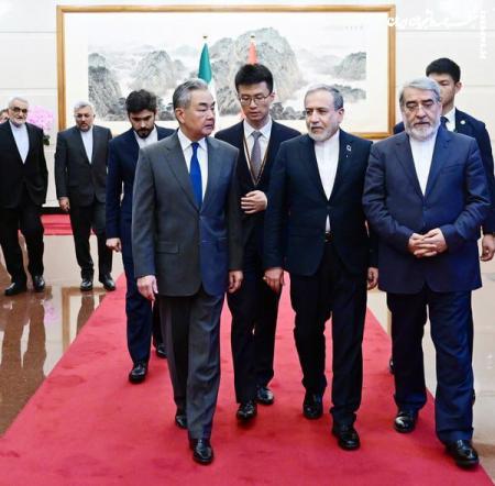 عراقچی: از راه‌حل‌های دیپلماتیک که حقوق ملت ایران را تأمین کند، استقبال می‌کنیم
