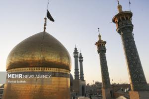 آیین تعویض پرچم حرم حضرت معصومه(س) +عکس