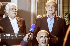 استقبال از رئیس جمهور در بازگشت از نیویورک +عکس