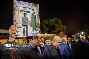 استقبال از رئیس جمهور در بازگشت از نیویورک +عکس