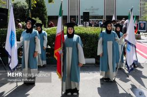 مراسم روز پرچم در دانشگاه تهران +عکس