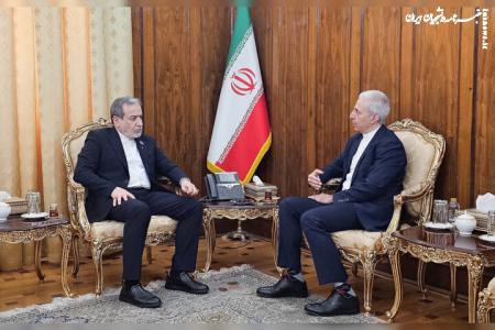 دیدار سرکنسول ایران در گوانجو با عراقچی