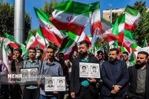 آیین گرامیداشت پرچم مقدس ایران در دانشگاه شریف +عکس