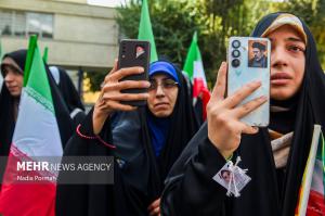 آیین گرامیداشت پرچم مقدس ایران در دانشگاه شریف +عکس