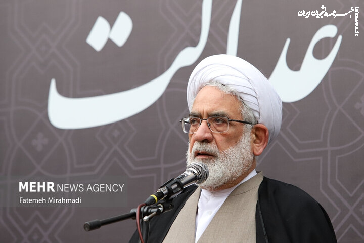 بی‌توجهی به حجاب در دانشگاه‌ها زیبنده جامعه اسلامی نیست