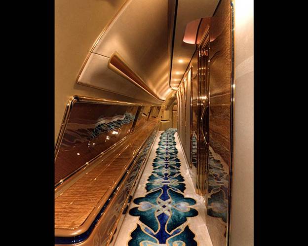 عکس:: ثروتمند ترین پادشاه جهان