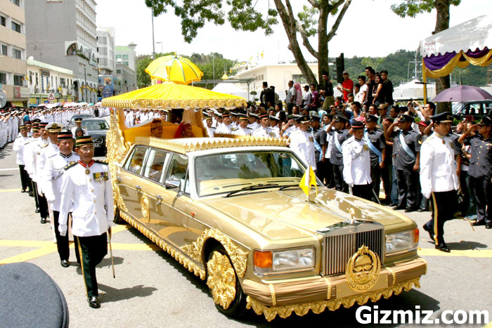 عکس:: ثروتمند ترین پادشاه جهان