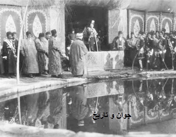 شاه قاجار پس از به توپ بستن مجلس