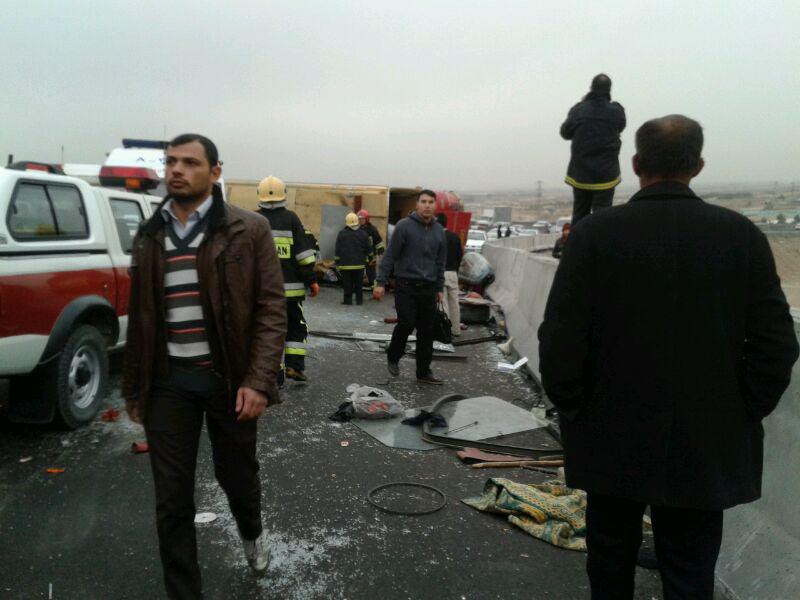 کشته و زخمی شدن 39 دانشجو دانشگاه آزاد +عکس