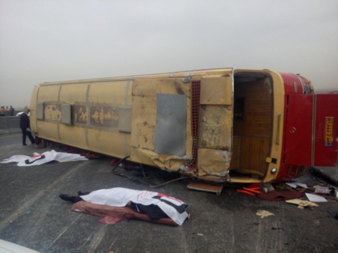 کشته و زخمی شدن 39 دانشجو دانشگاه آزاد +عکس