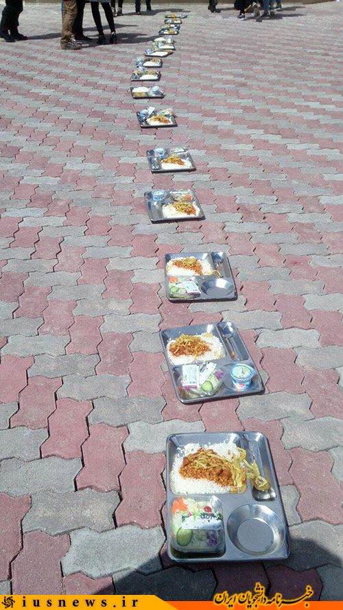 اعتصاب غذایی دانشجویان دانشگاه بین‌المللی قزوین/ دانشجویان: قبلا هشدار داده بودیم +عکس