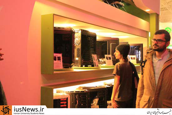 حاشیه‌های خبرنامه دانشجویان ایران از «نمایشگاه الکامپ»