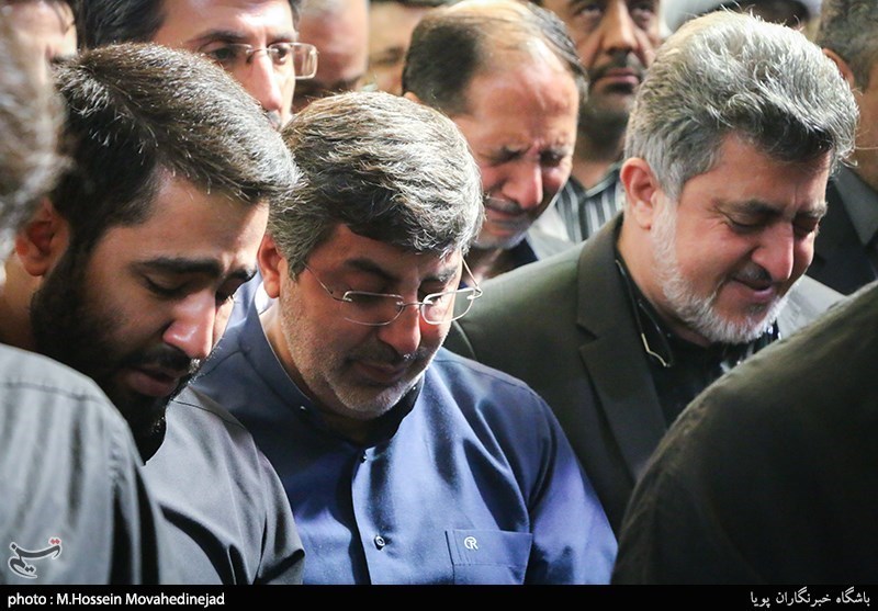 عکس:: چهره‌ها در مراسم تشییع والده اخوان طاهری 