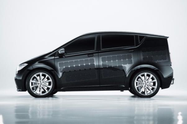 تولید خودروهای برقی با منبع سلول های خورشیدی آغاز شد