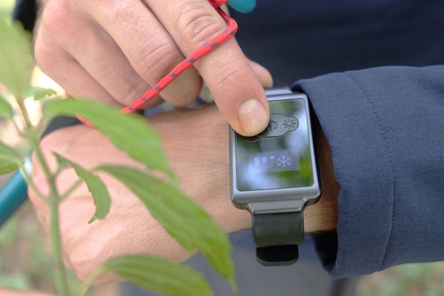 ساعت هوشمندی که شما را خنک می‌کند + عکس