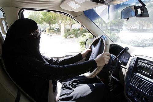 رانندگی زنان در عربستان +عکس