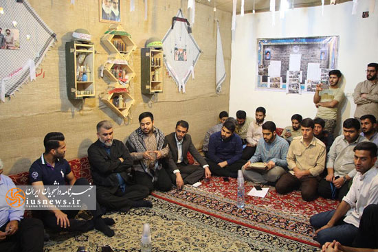 حضور مسعود شجاعی در بین جهادگران بسیج دانشجویی اهواز
