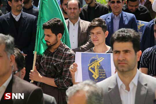 تجمع دانشجویان دانشگاه آزاد رشت در حمایت از سپاه پاسداران +تصاویر