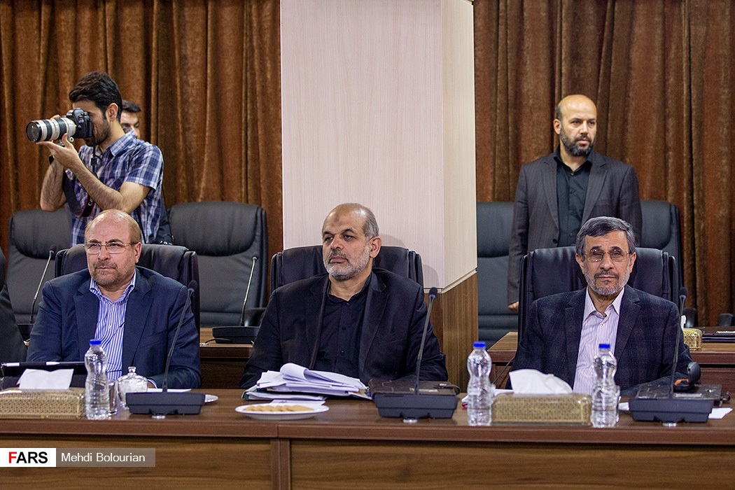 احمدی نژاد و قالیباف در جلسه تشخیض مصلحت