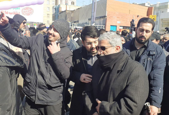 حضور سردار قاآنی در راهپیمایی ۲۲ بهمن +عکس