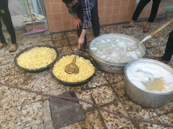 اطعام ۵ هزار نفری به مناسبت عید غدیر توسط بسیج دانشجویی اهواز