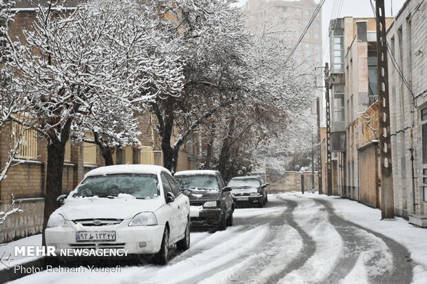 برف ارتفاعات تهران را سفیدپوش کرد