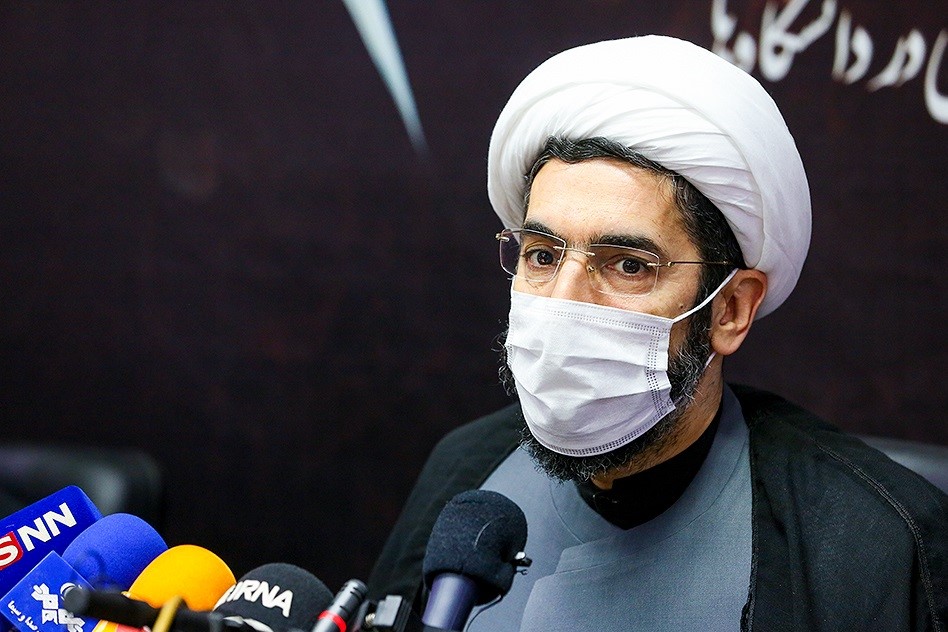 گلایه رهبر انقلاب از اجرا نشدن سند دانشگاه اسلامی