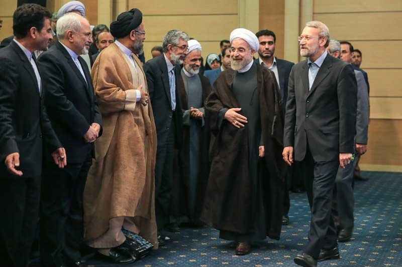 فاصله‌گذاری سیاسی اصلاح‌طلبان با دولت روحانی/ دوگانه جهانگیری-لاریجانی و سردرگمی کارگزارانی‌ها